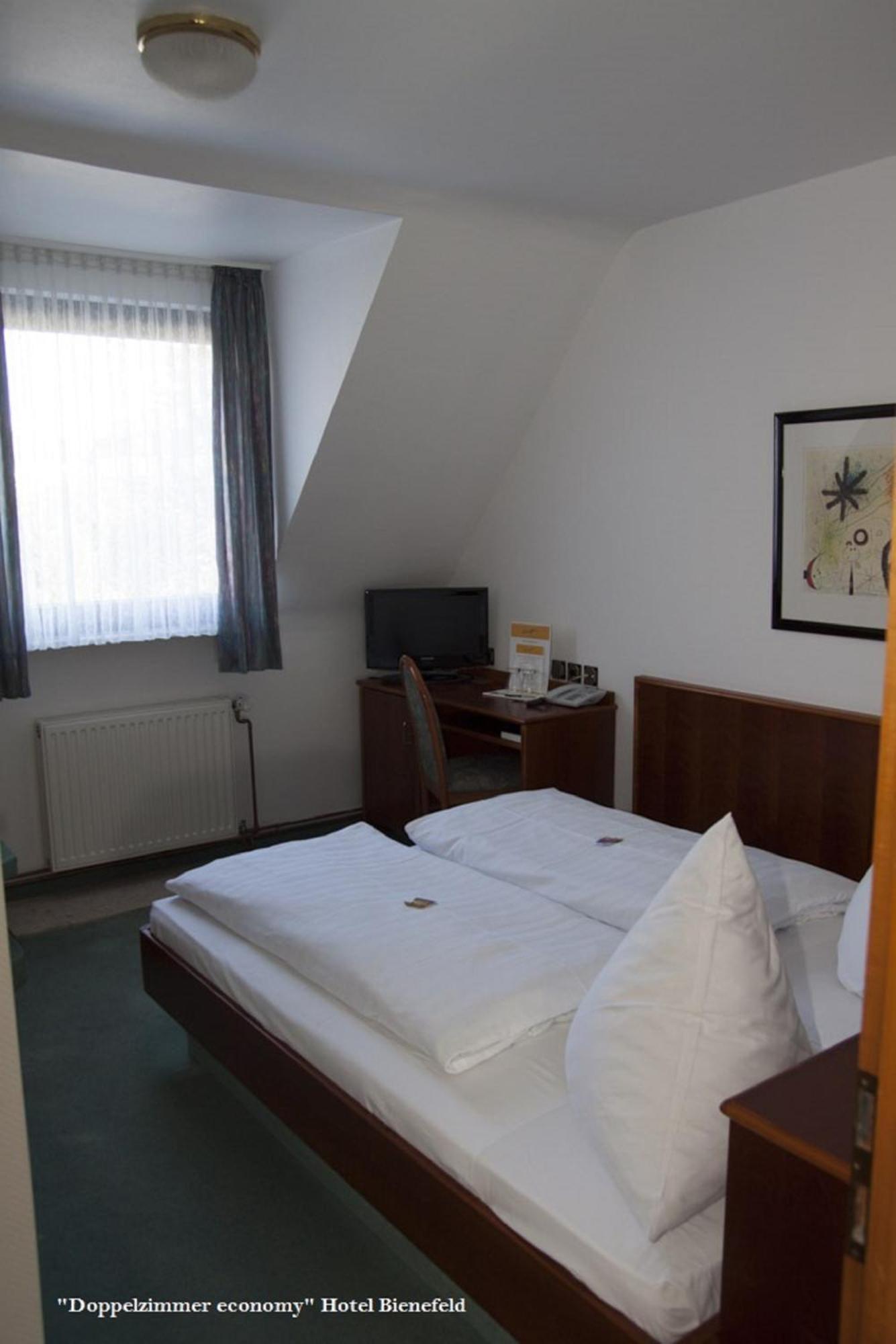 Hotel Bienefeld Korschenbroich Kamer foto